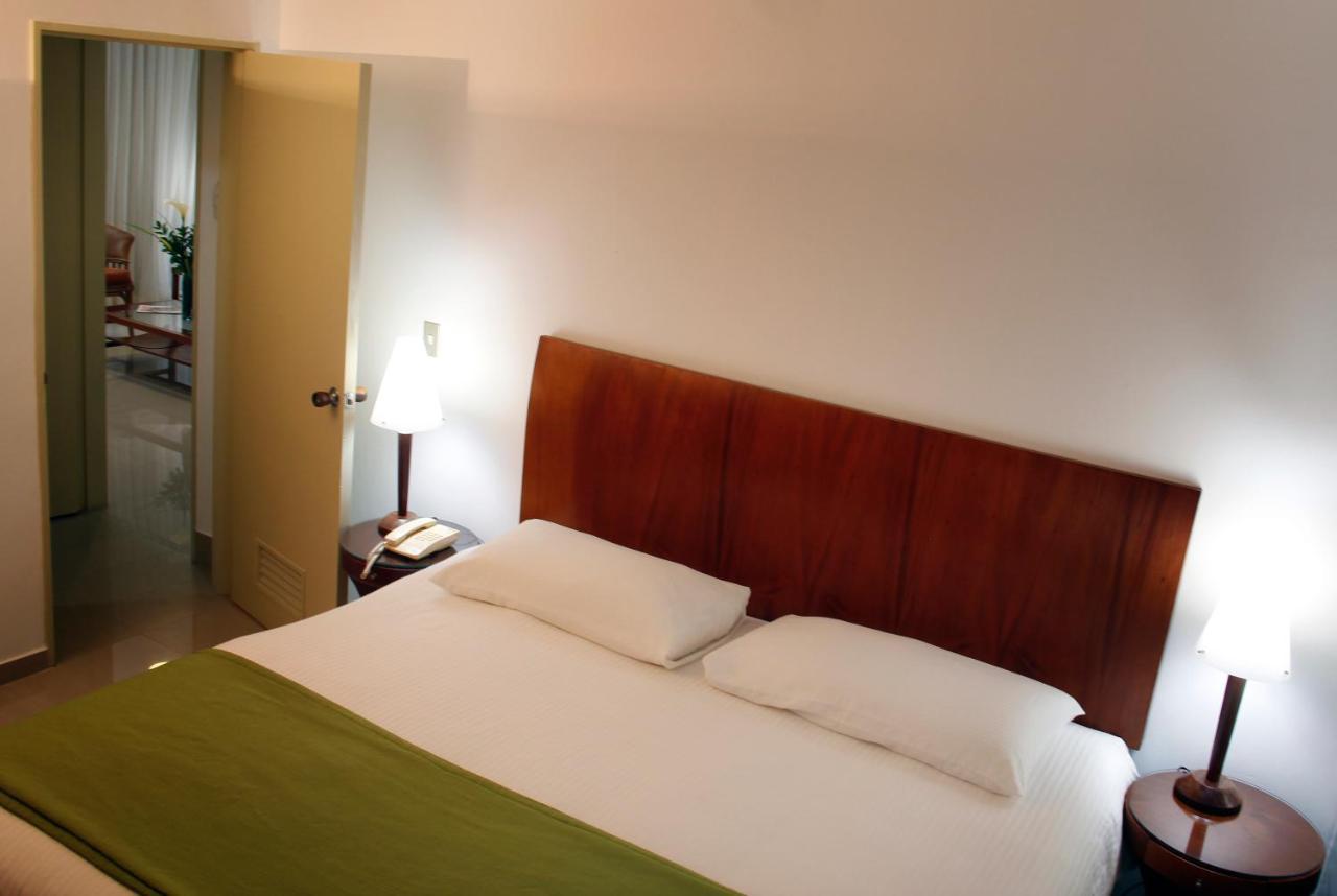 Hotel Altamira Suites Caracas Exteriér fotografie